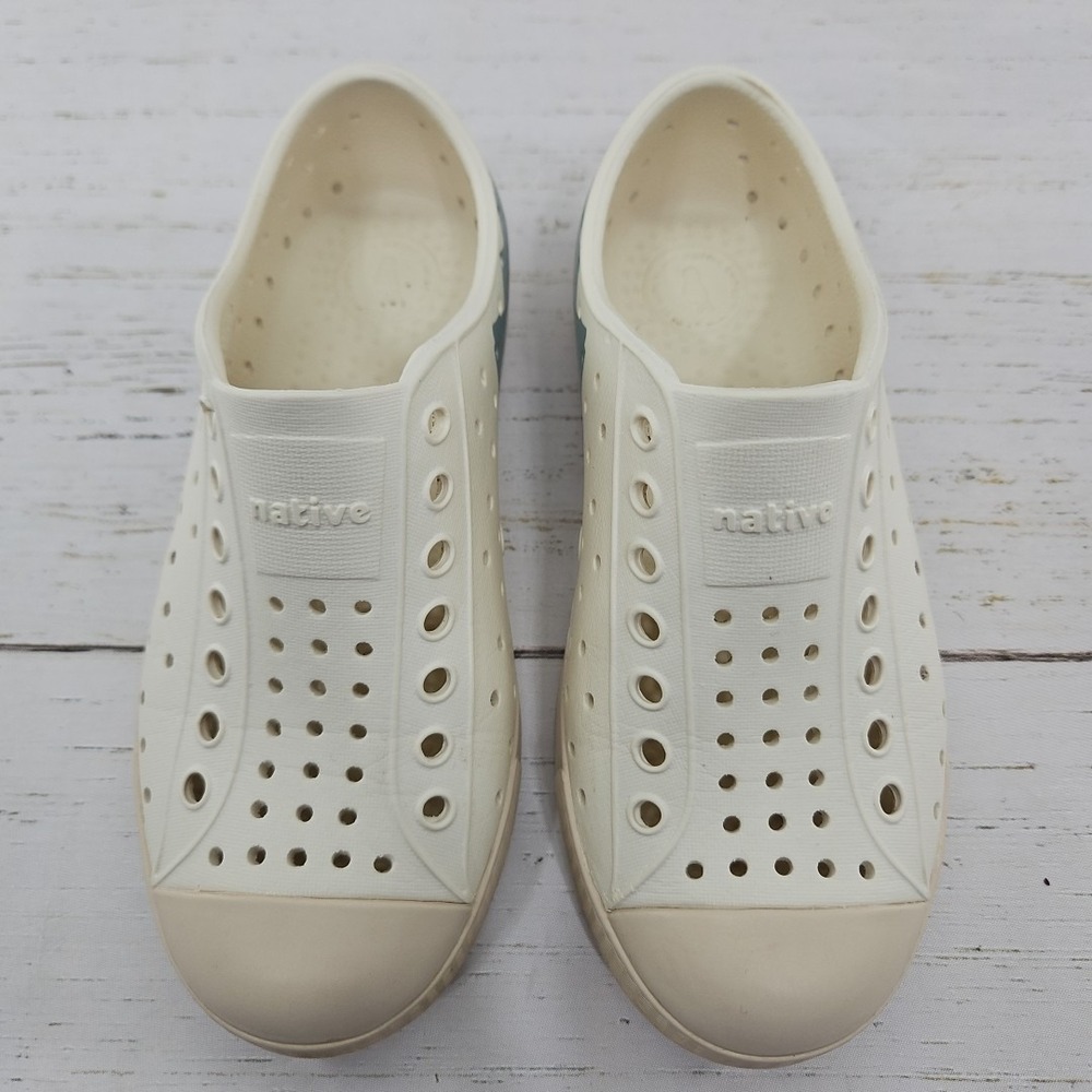 Native Jefferson Mountain Kids‎ C12 Bone Tan Beige Slip On Waterproof Sneakers - Picture 3 of 10